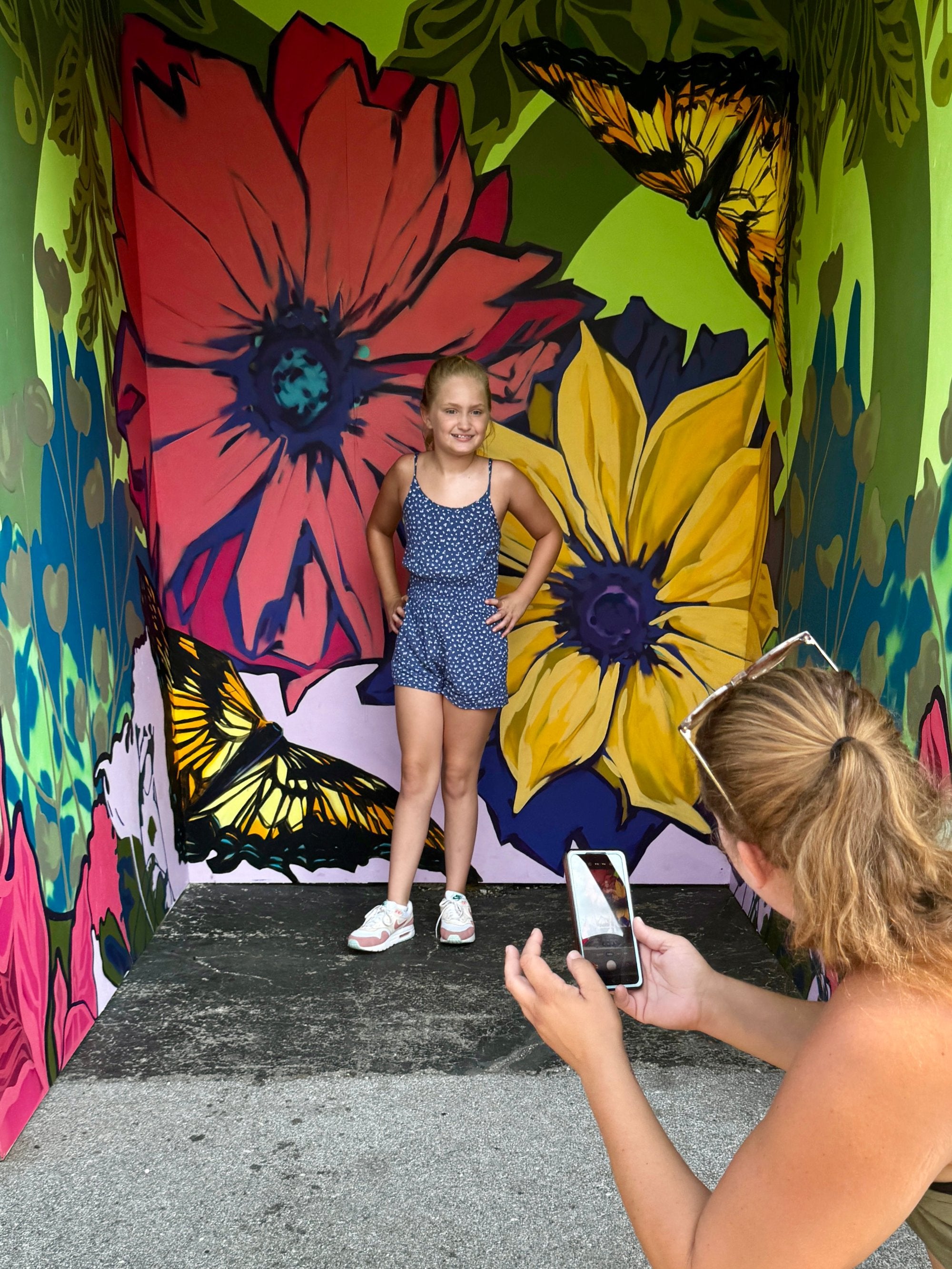 2023 Indiana State Fair Selfie Station Murals Art Activation - The Art in Nature Selfie Station by Artist Julie Davis